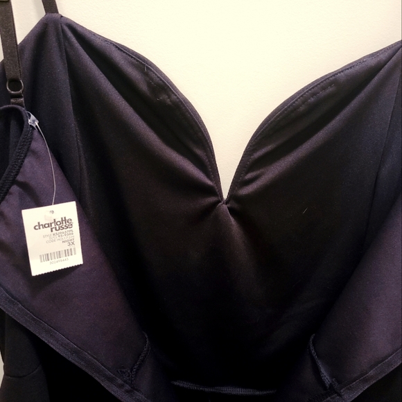 3x Romper/Jumpsuit in Black by Charlotte Russe - Picture 6 of 13